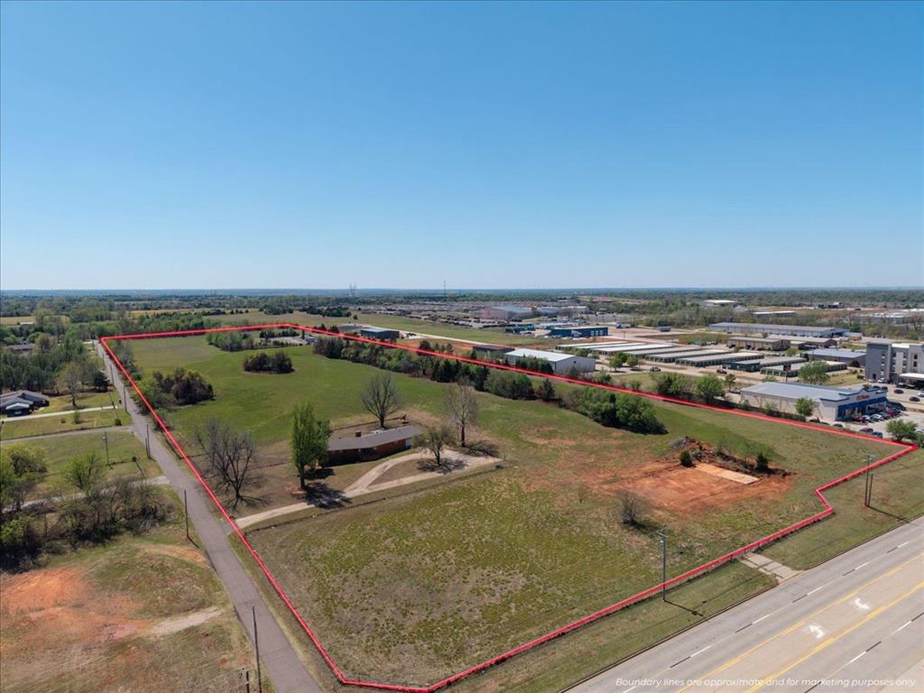 201 S Monocoupe Lane Property Photo 20