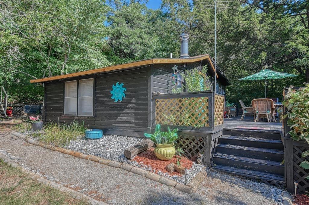 21274 E 2nd Street Property Photo