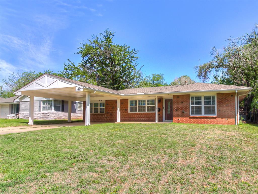 2813 Warwick Drive Property Photo 2