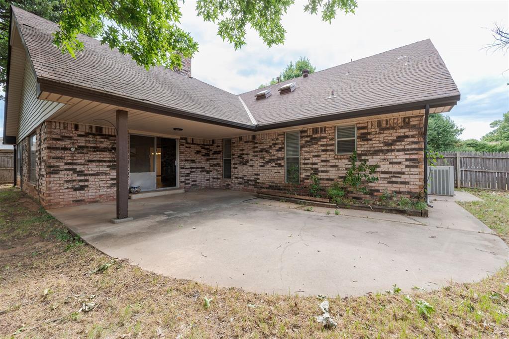 9718 Hummingbird Lane Property Photo 31