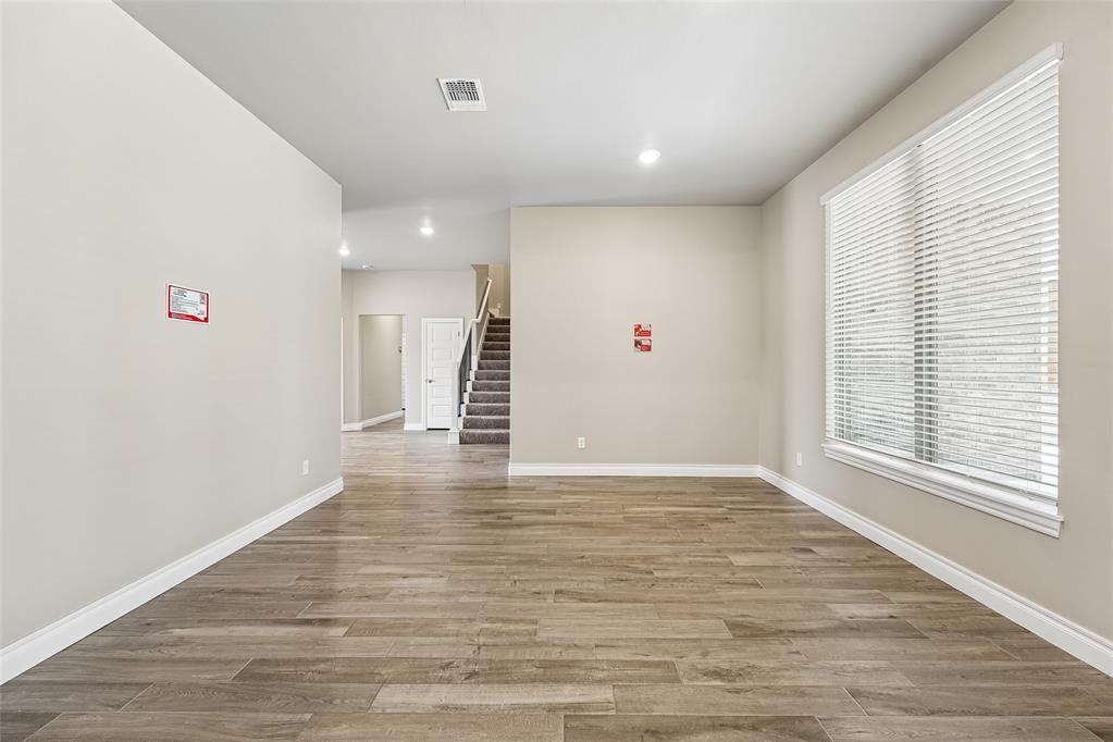 12417 Samara Drive Property Photo 9