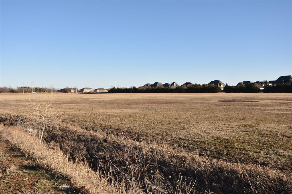 8100 W Memorial Road Property Photo 6