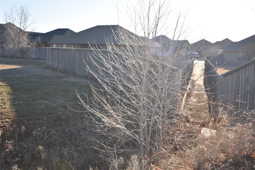 8100 W Memorial Road Property Photo 8