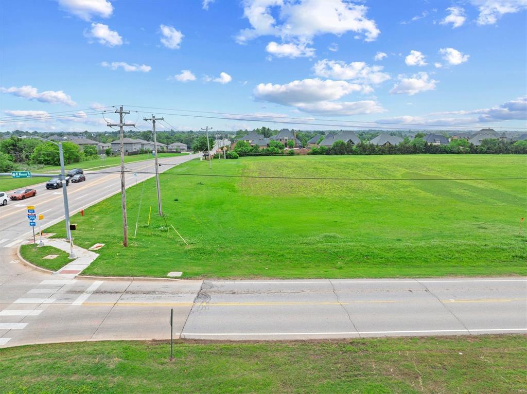 8100 W Memorial Road Property Photo 21