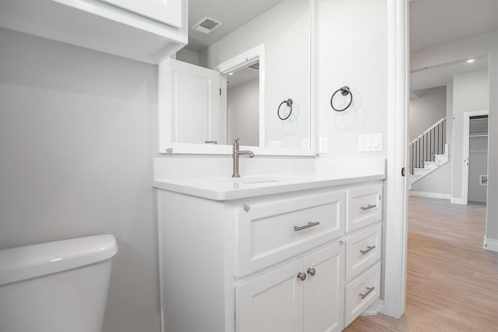 12501 Samara Drive Property Photo 23