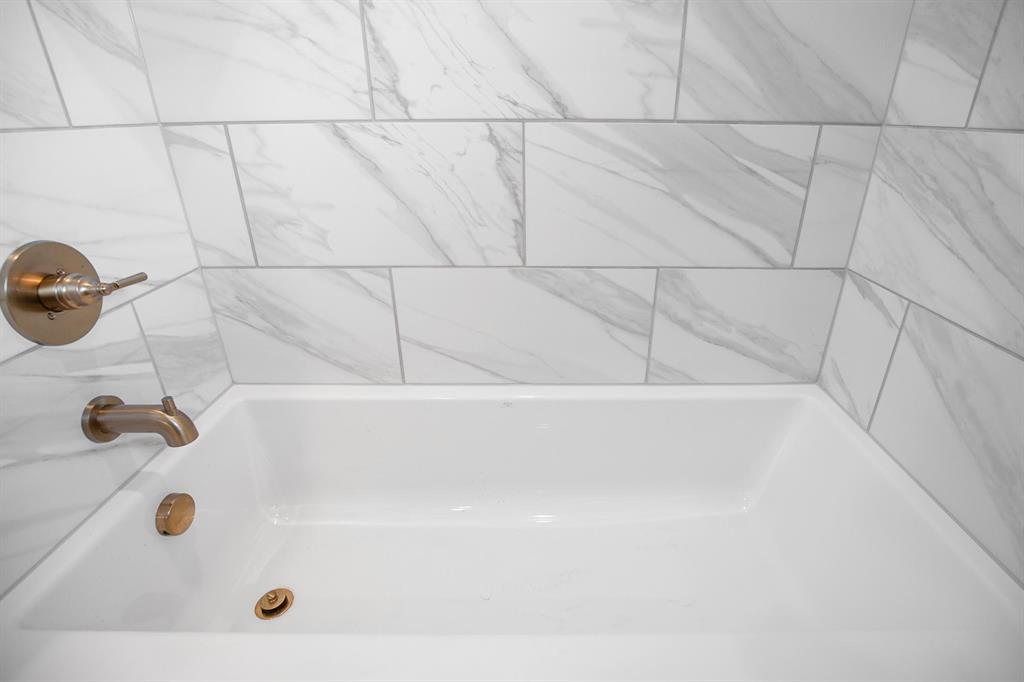 12501 Samara Drive Property Photo 24