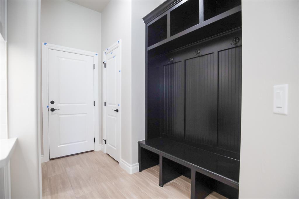 12501 Samara Drive Property Photo 30