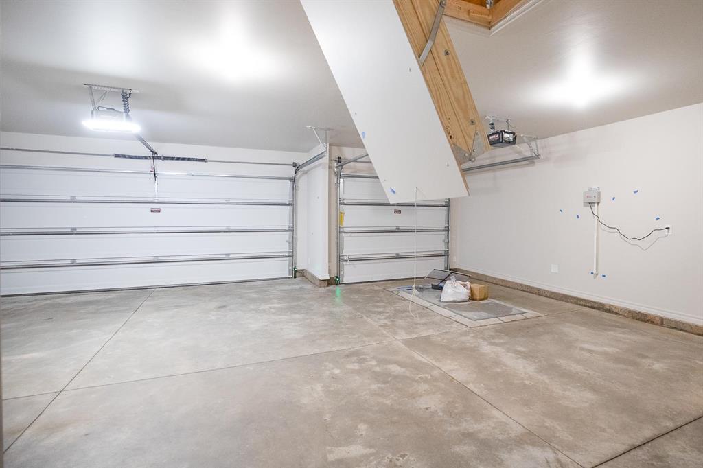 12501 Samara Drive Property Photo 32