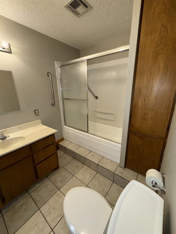 1716 W 9th Street Property Photo 9