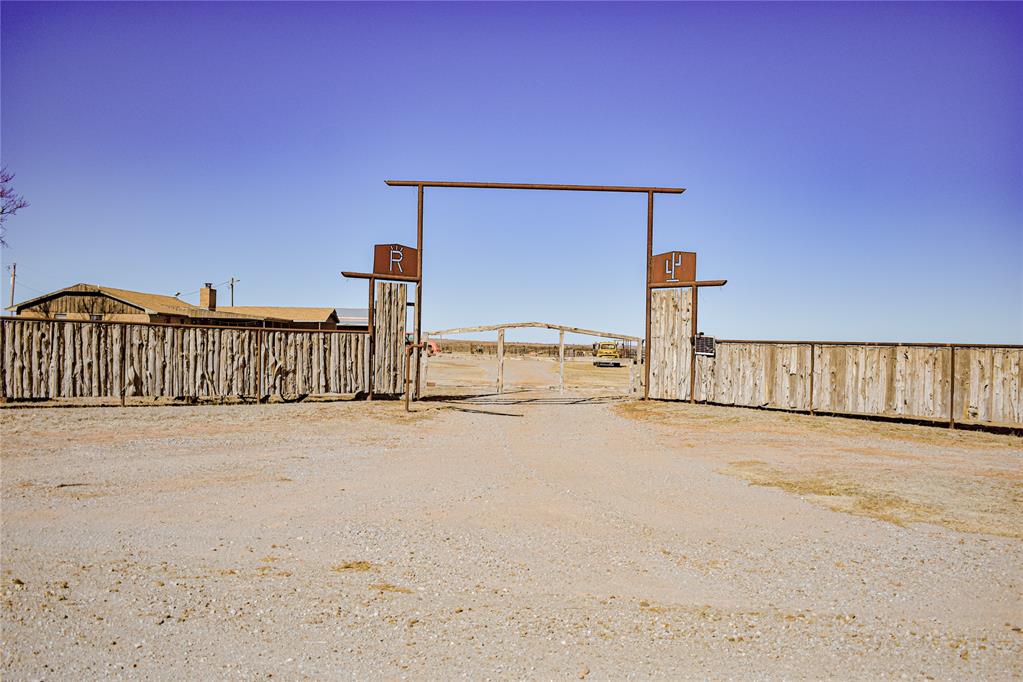 19825 E 1230 Road Property Photo