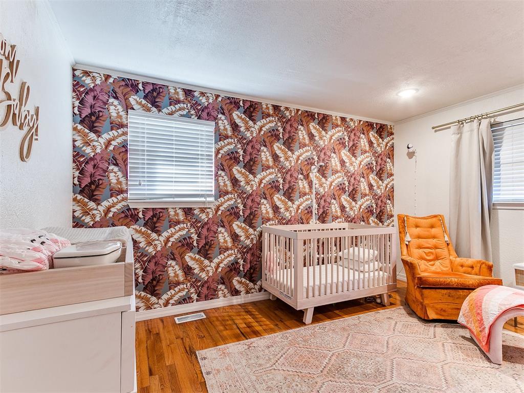 400 Steve Douglas Drive Property Photo 16