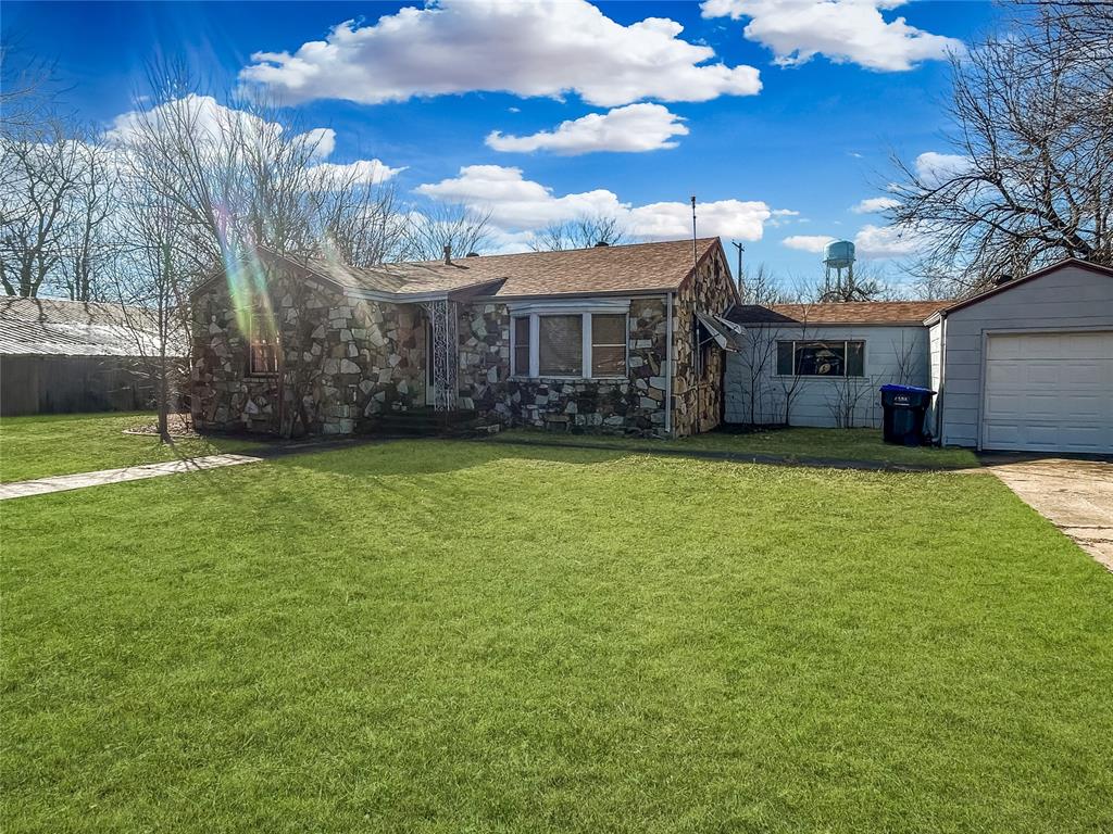 509 Nw Pontotoc Street Property Photo