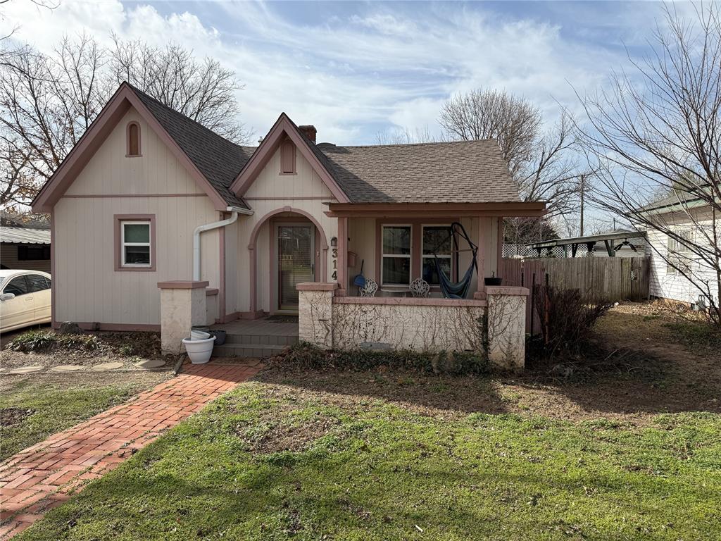 314 W Kentucky Avenue Property Photo