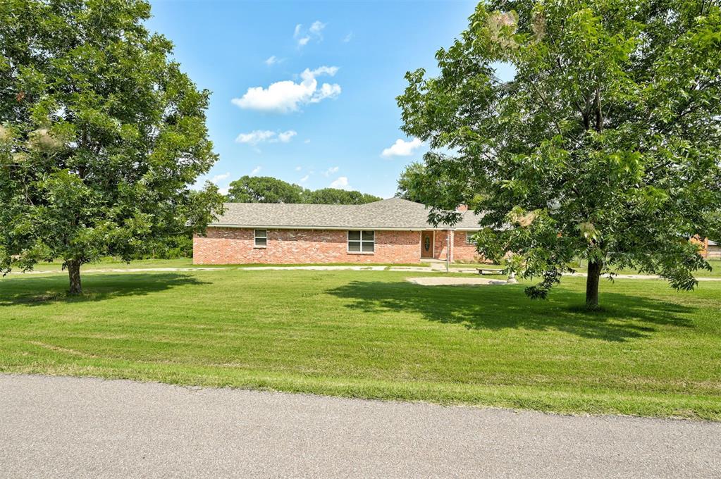 10800 Center Lane Property Photo