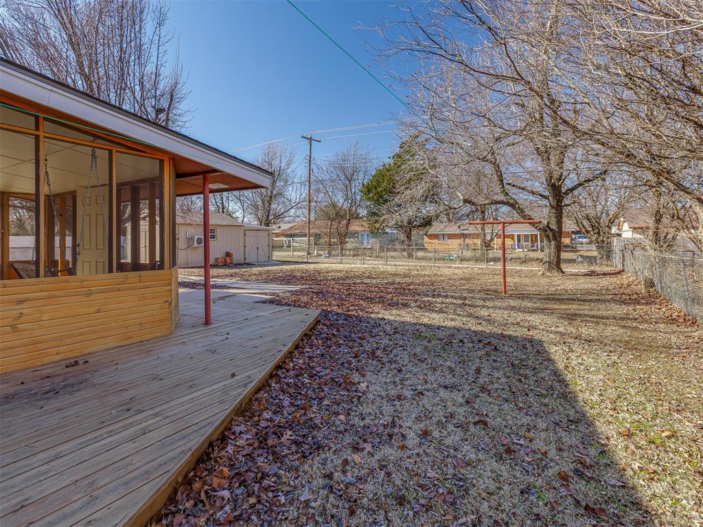 613 S Paul Avenue Property Photo 33