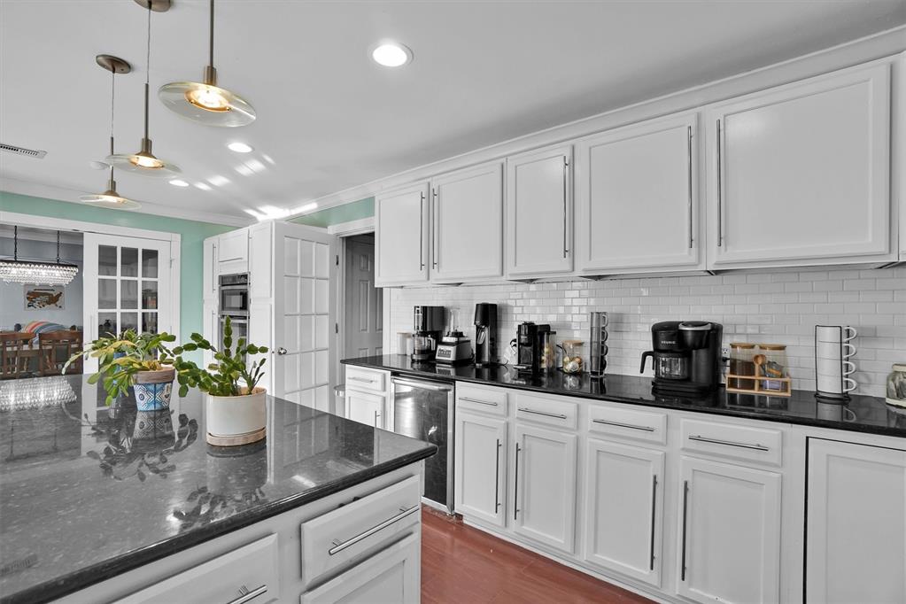 801 Rosehaven Drive Property Photo 17