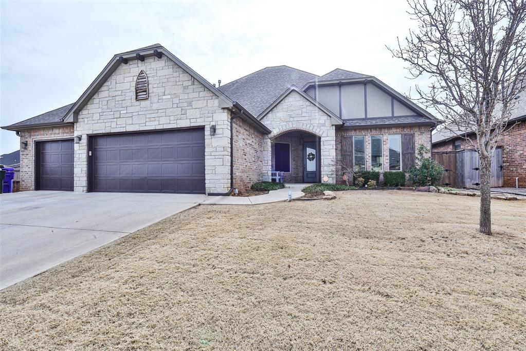 606 Legacy Avenue Property Photo