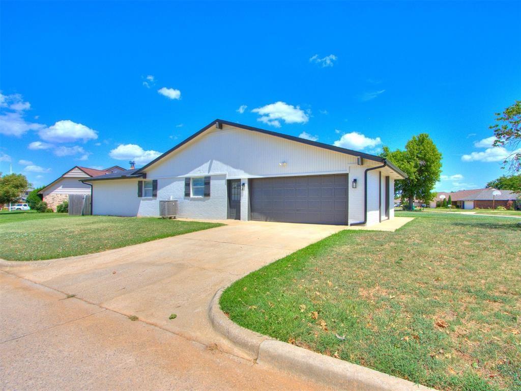 11609 Century Drive Property Photo 6