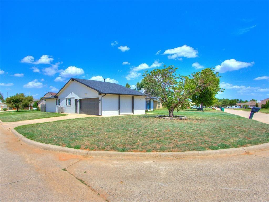 11609 Century Drive Property Photo 7
