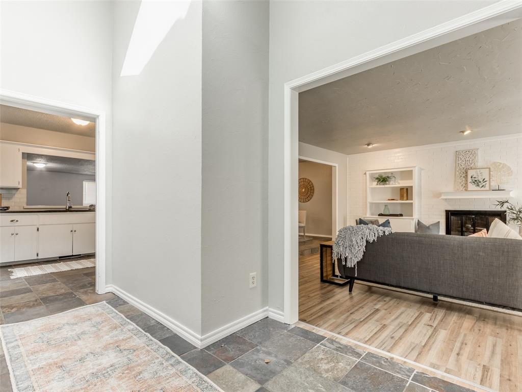 11609 Century Drive Property Photo 8