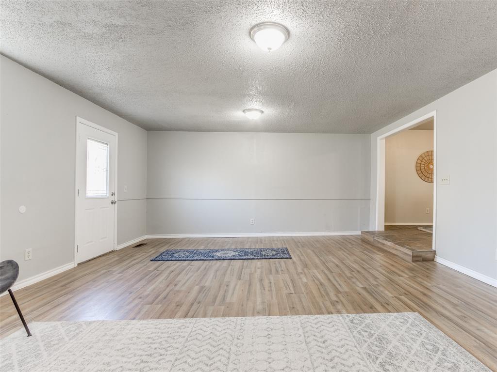 11609 Century Drive Property Photo 23