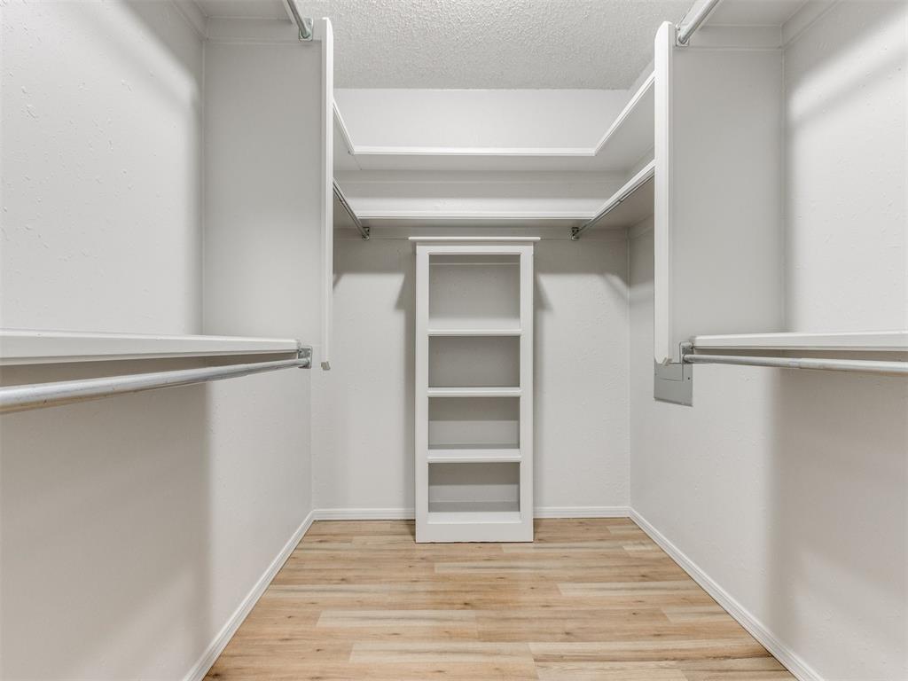 11609 Century Drive Property Photo 35