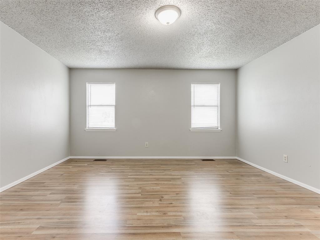 11609 Century Drive Property Photo 36