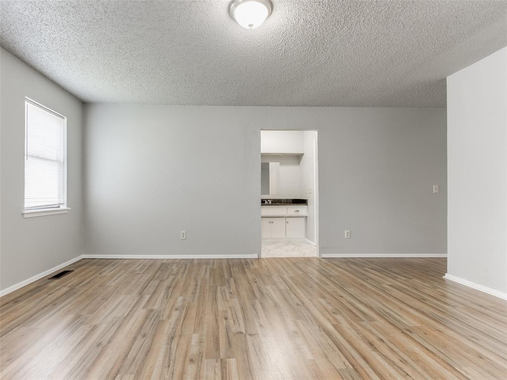 11609 Century Drive Property Photo 38