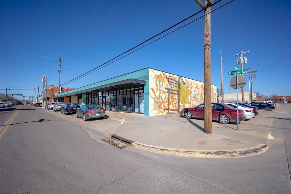 121 S Santa Fe Avenue 117 Property Photo 2