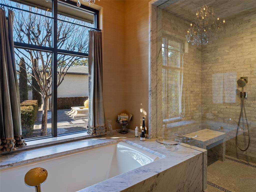 7151 N Country Club Drive Property Photo 35