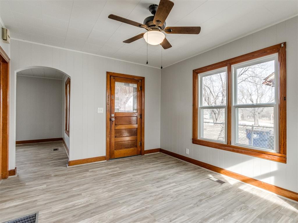 209 E Don Blanding Avenue Property Photo 18