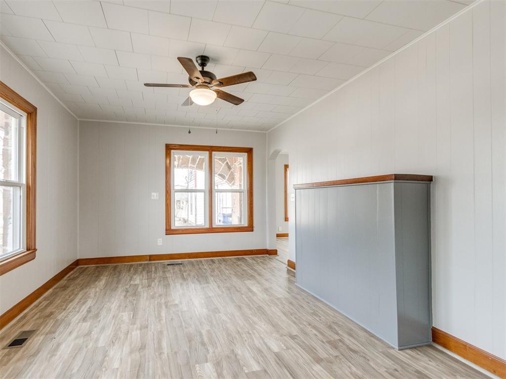 209 E Don Blanding Avenue Property Photo 19