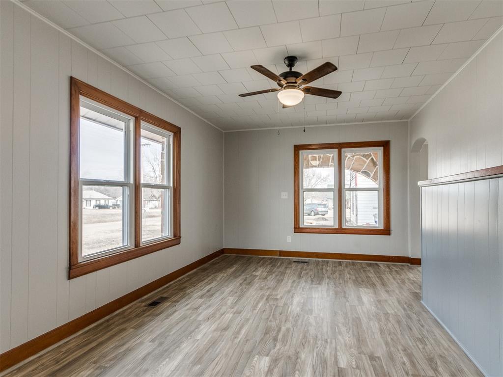 209 E Don Blanding Avenue Property Photo 20