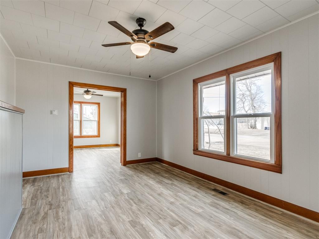209 E Don Blanding Avenue Property Photo 22