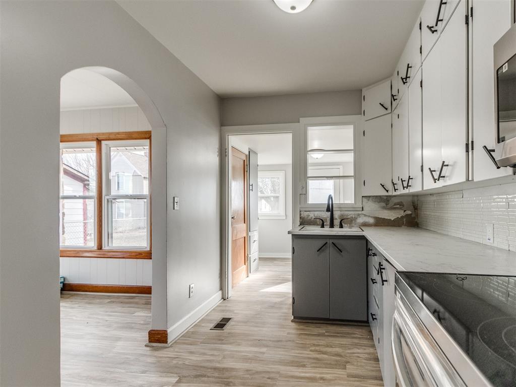 209 E Don Blanding Avenue Property Photo 24
