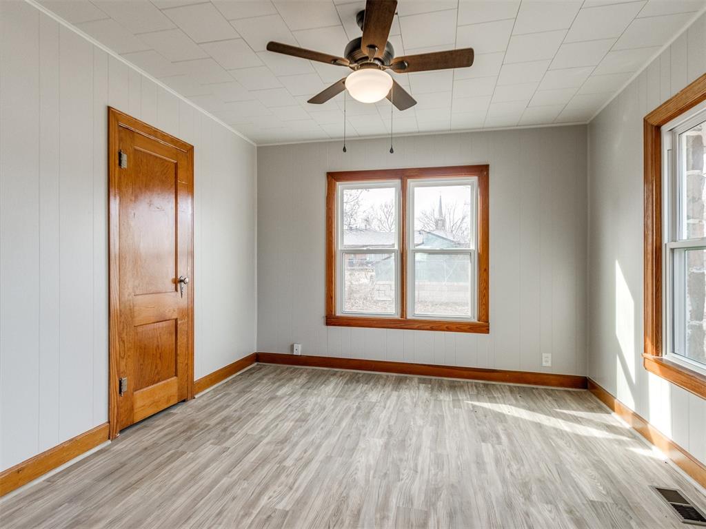 209 E Don Blanding Avenue Property Photo 35