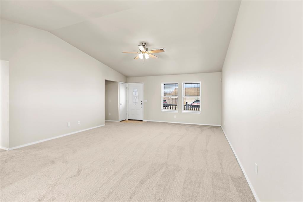 1032 Sw 156th Street Property Photo 5