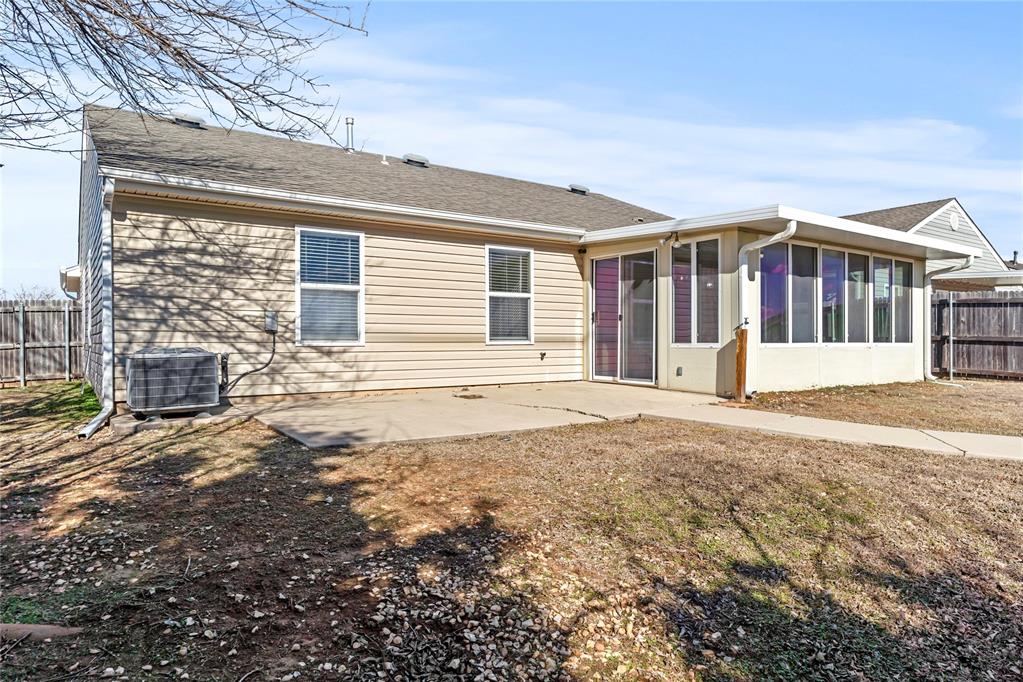 1032 Sw 156th Street Property Photo 22