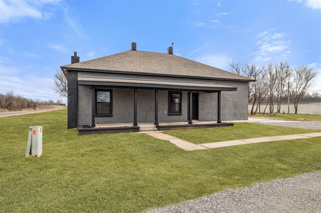 5306 E Us Highway 66 Property Photo 3
