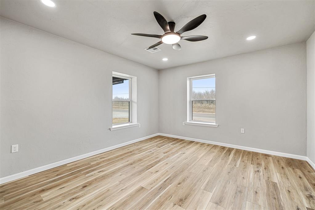 5306 E Us Highway 66 Property Photo 20