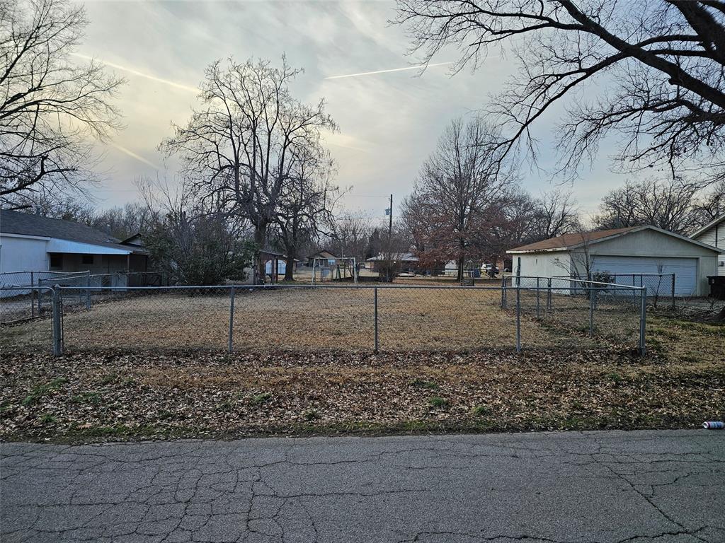 708 S Liberty Avenue Property Photo 23