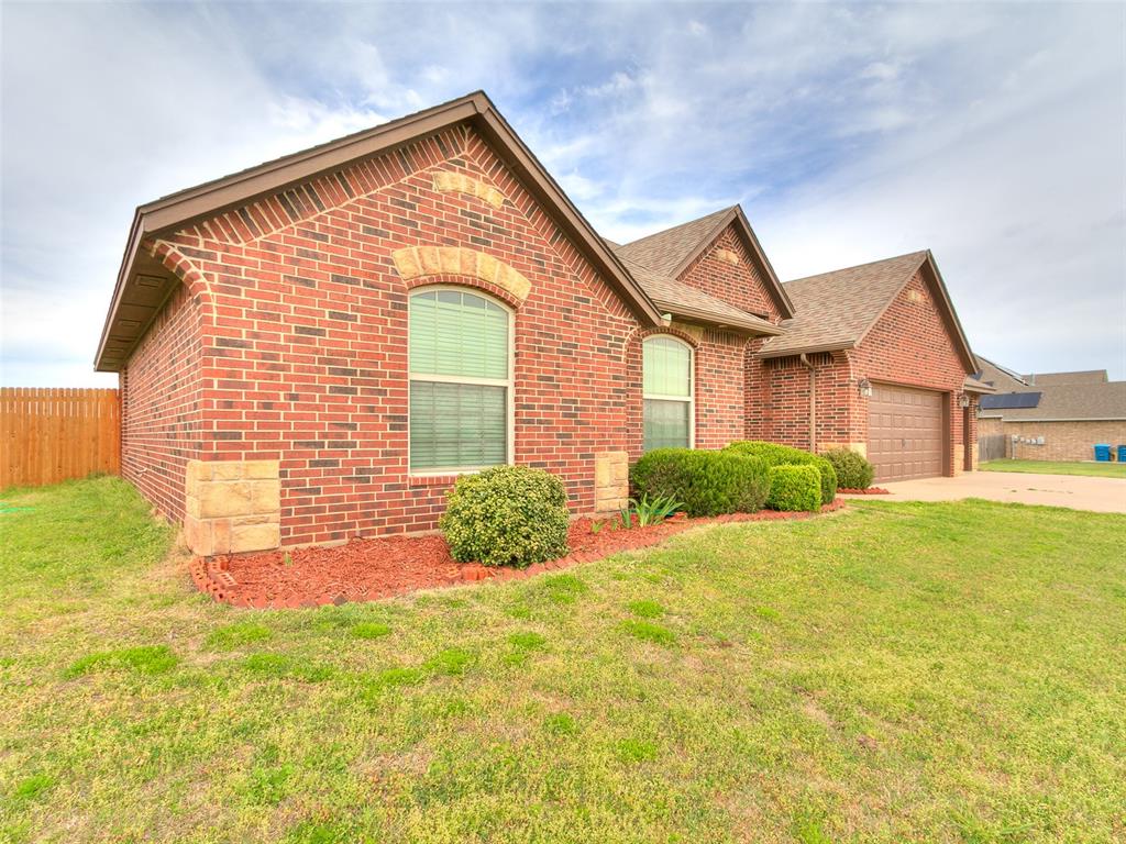 1221 Abraham Drive Property Photo 4