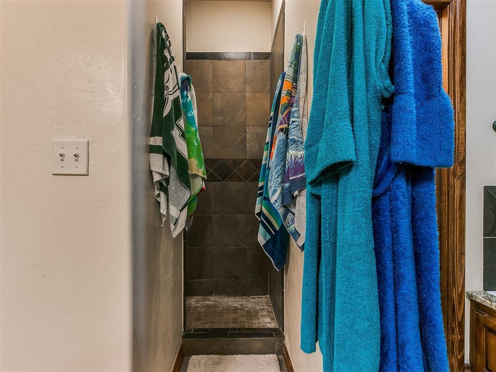 1221 Abraham Drive Property Photo 28