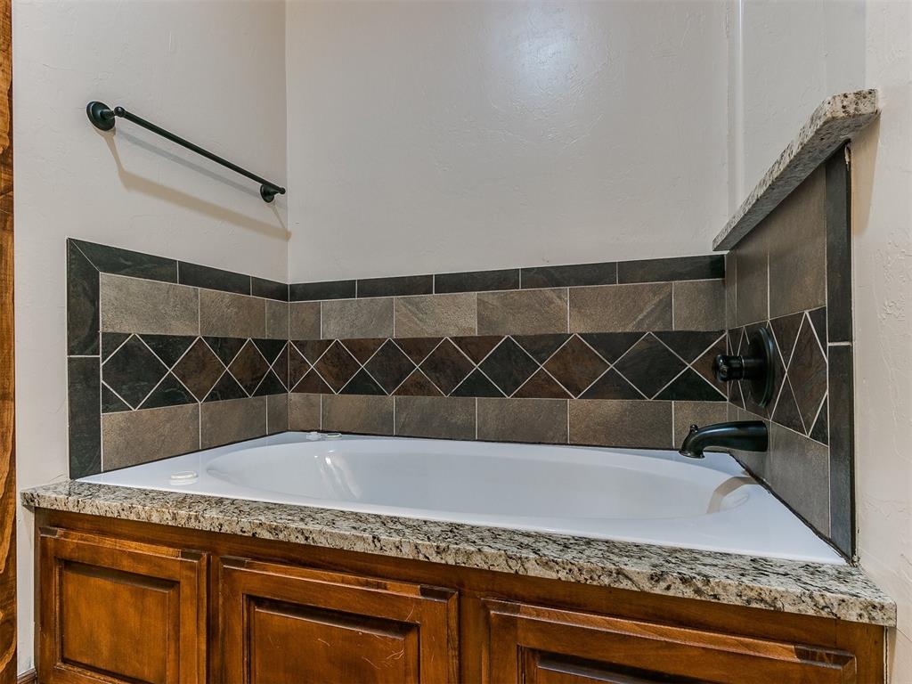 1221 Abraham Drive Property Photo 29