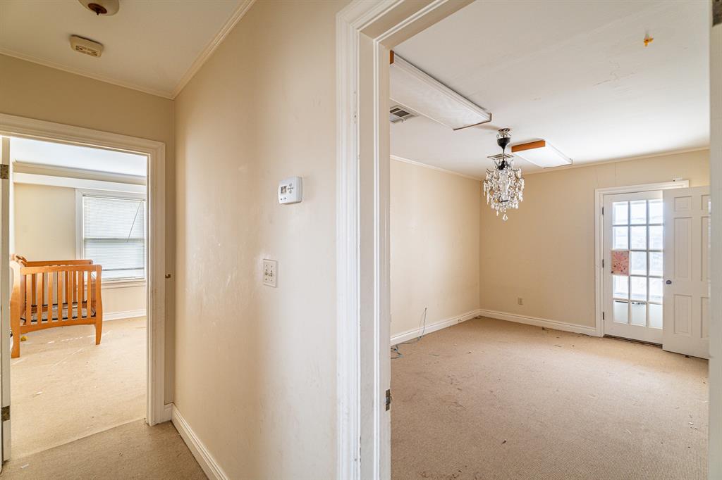 4200 N Lindsay Avenue Property Photo 17