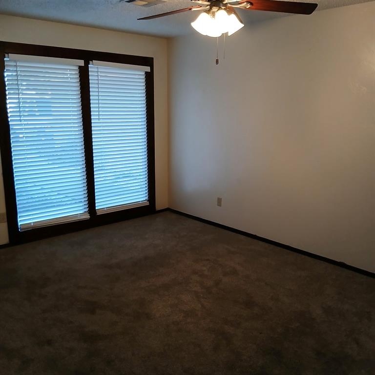 4200 Nw 51st Street 4200 & 4202 Property Photo 5