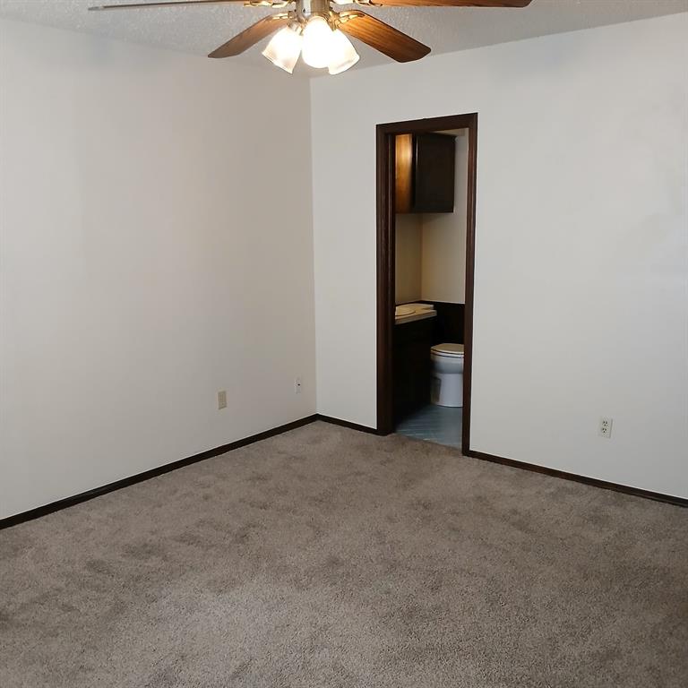 4200 Nw 51st Street 4200 & 4202 Property Photo 25