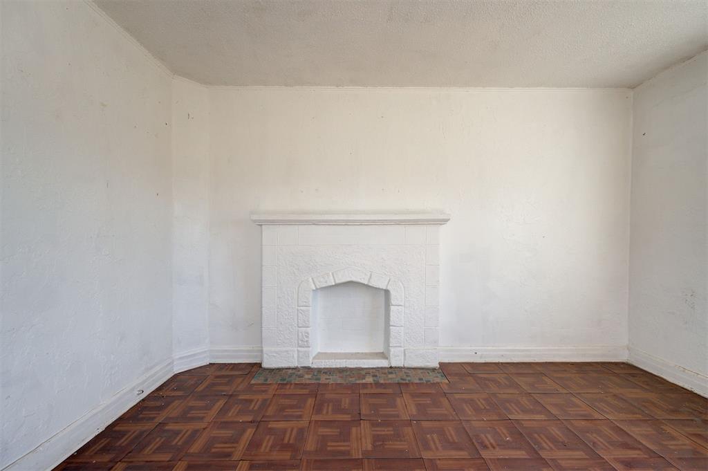 1801 E Madison Street Property Photo 5