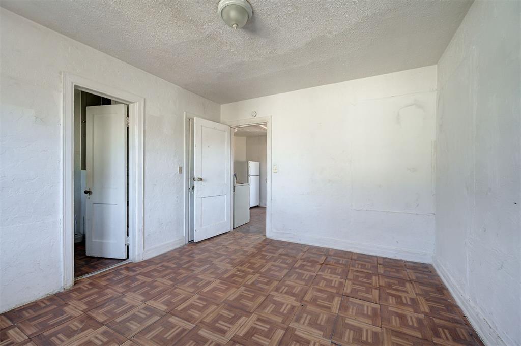 1801 E Madison Street Property Photo 14