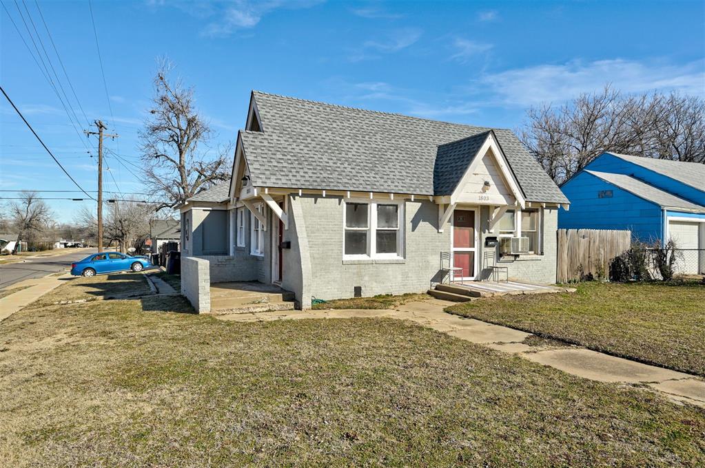 1801 E Madison Street Property Photo 15